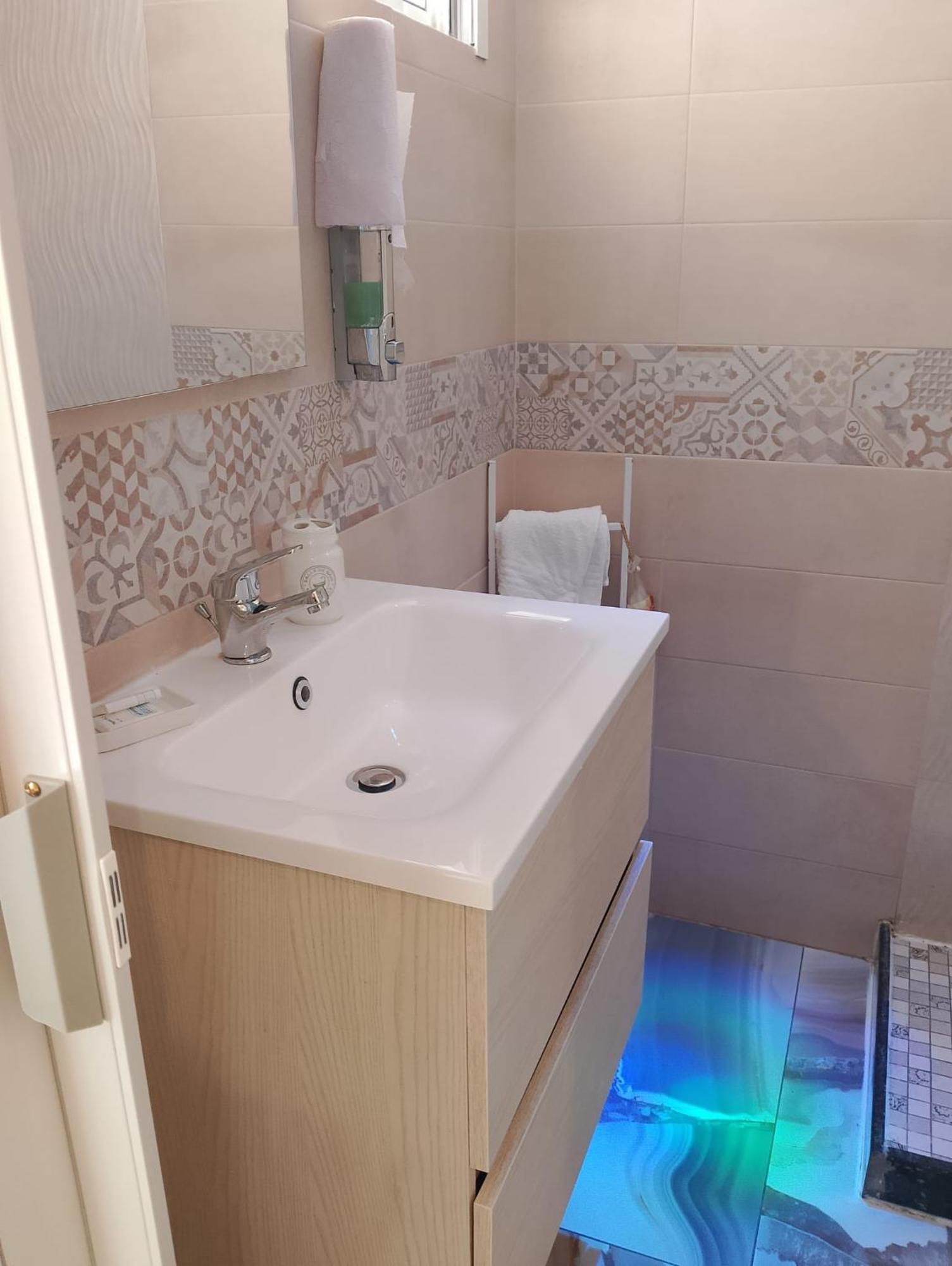 Il Faro 17 Bed & Breakfast Таранто Екстериор снимка