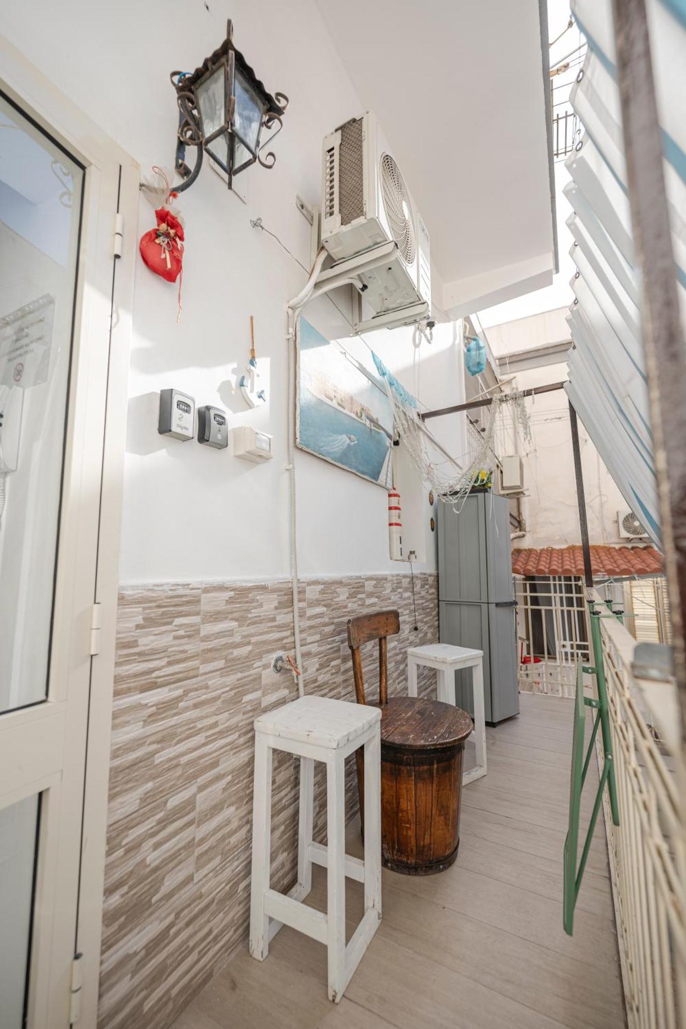 Il Faro 17 Bed & Breakfast Таранто Екстериор снимка